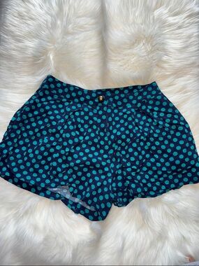 LOVE FIRE SHORTS